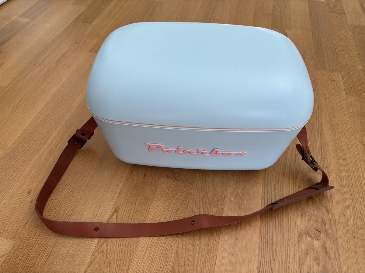 Réfrigérateurs et refroidissement: Kühlbox Polarbox mit Tragegurt hellblau – D'occasion à Remetschwil par est_zk69