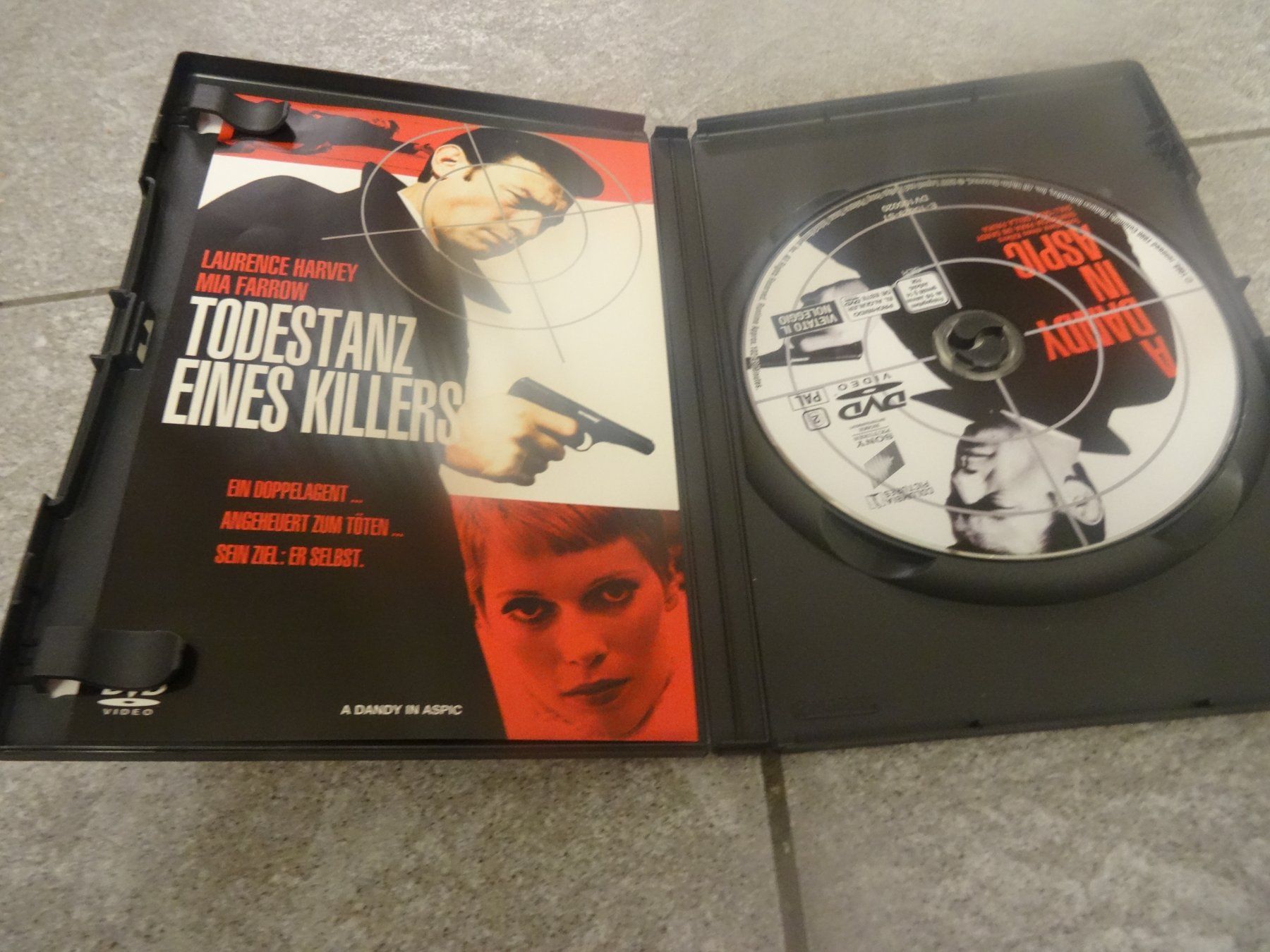 Tous les DVDs: DVD Todestanz eines Killers Laurence Harvey – D'occasion à Olten par Disc-Verkauf 1