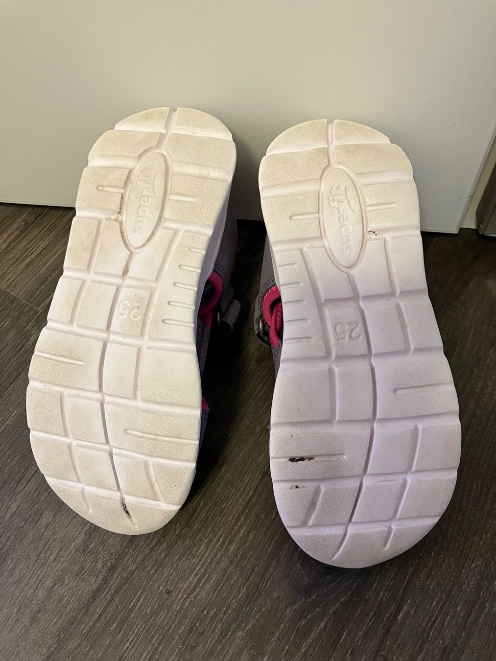 Superfit Scarpe per ragazze: Sandalen Superfit Gr. 25 – Usato da Gattikon venduto da stri_lgs79 4