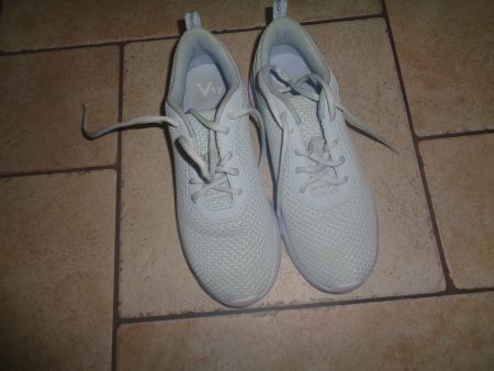 Sneaker  Vty  Grösse 39
