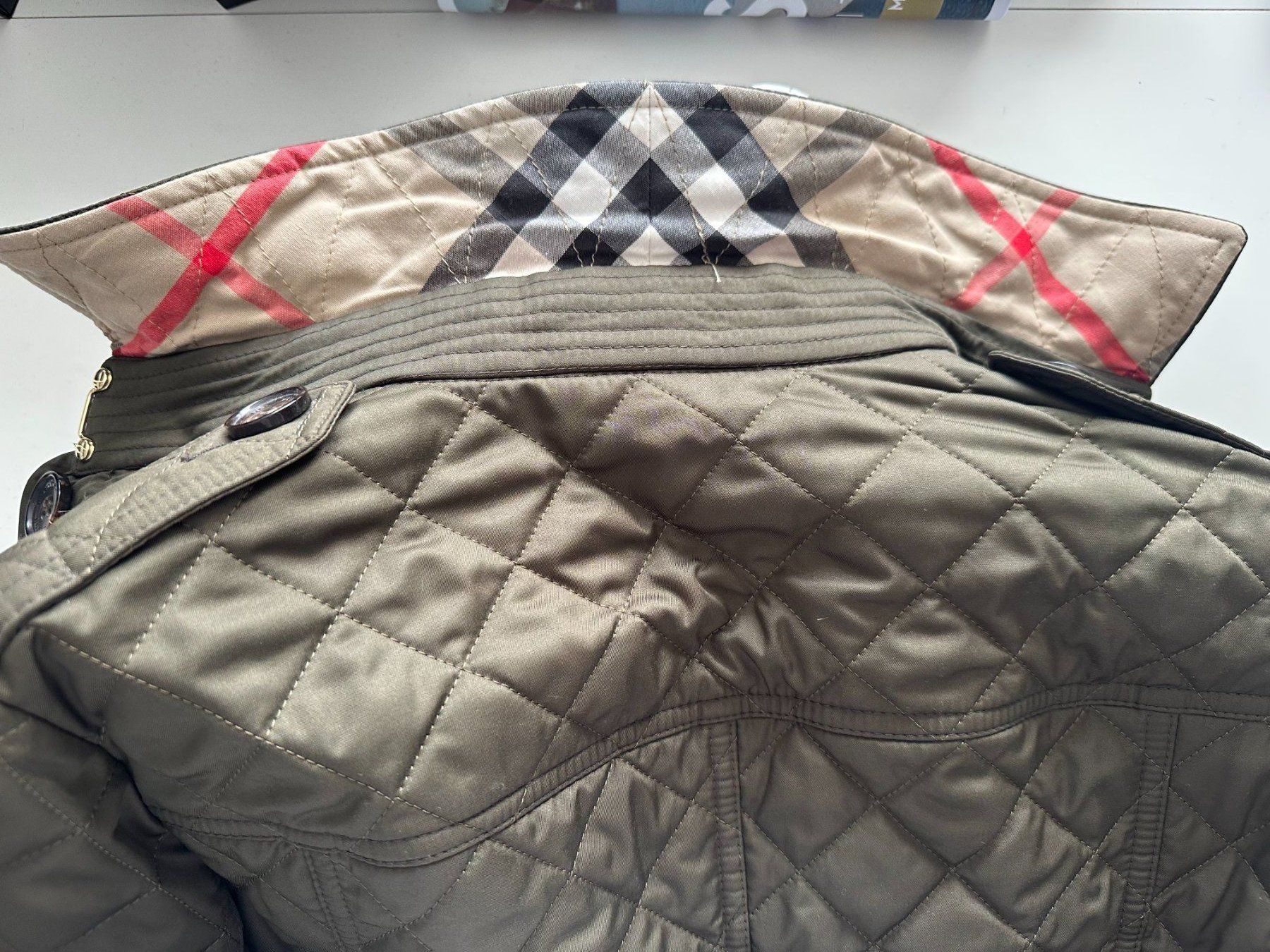 Burberry Giacche: Original Burberry Steppjacke – Nuovo (secondo la descrizione) da Zug venduto da Sharon_ 5
