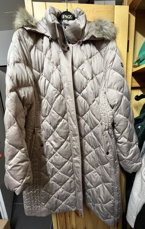 Fuchs Schmitt Wintermantel Gr. 48 Beige kaum getragen