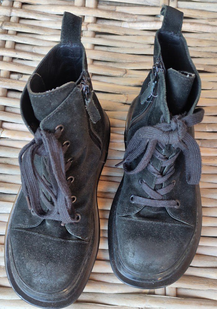 Rundholz Scarpe da donna: Schwarze Schuhe von Rundholz, Gr. 36 – Usato da Lugano venduto da kat_lm5b
