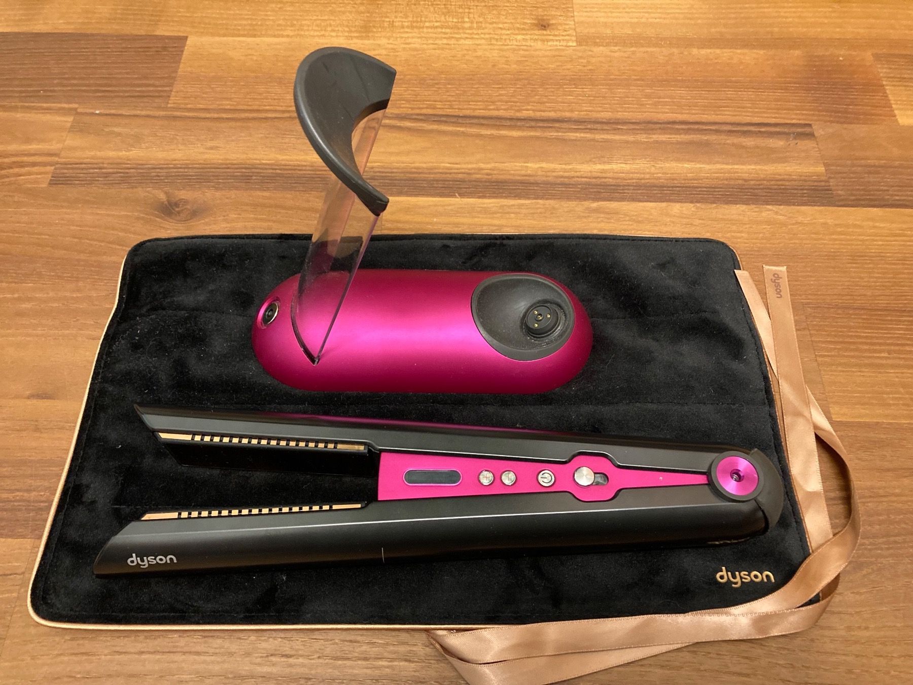 Piastre & Arricciacapelli: Dyson Corrale Haarglätter Set – Nuovo (secondo la descrizione) da Kriens venduto da rabe010