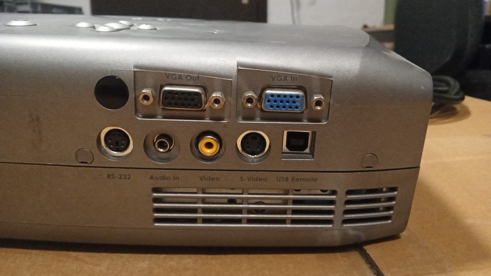 Dell Proiettori: Projecteur Dell 2300MP – Usato da Montreux venduto da pku_fw2d 1