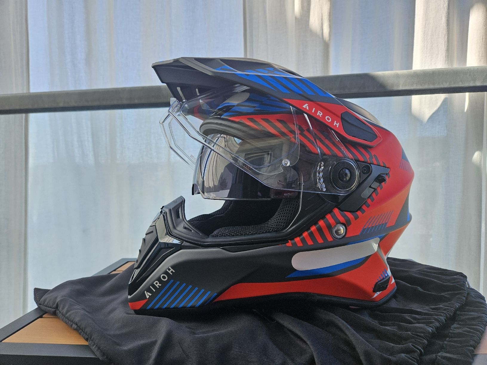 Airoh Caschi & visiere: Airoh Commander 2 Endurohelm – Nuovo (secondo la descrizione) da St.Gallen venduto da i0088440
