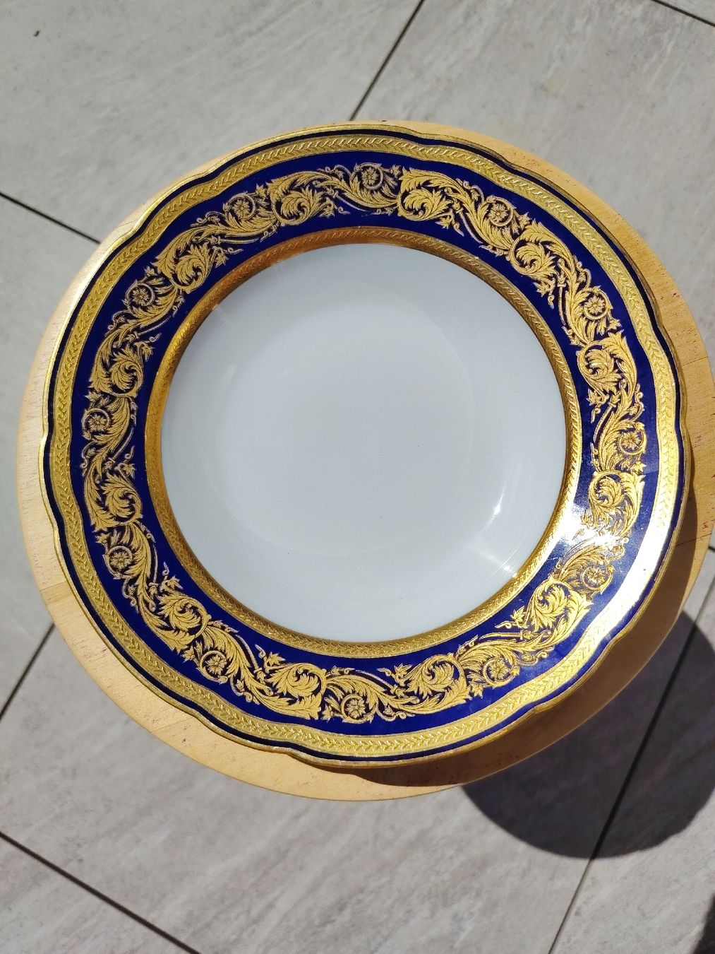 Bernardaud Piatti: Assiette Bernardaud Limoges "Vendôme" dorée – Usato da Le Locle venduto da Oldthingslover 9