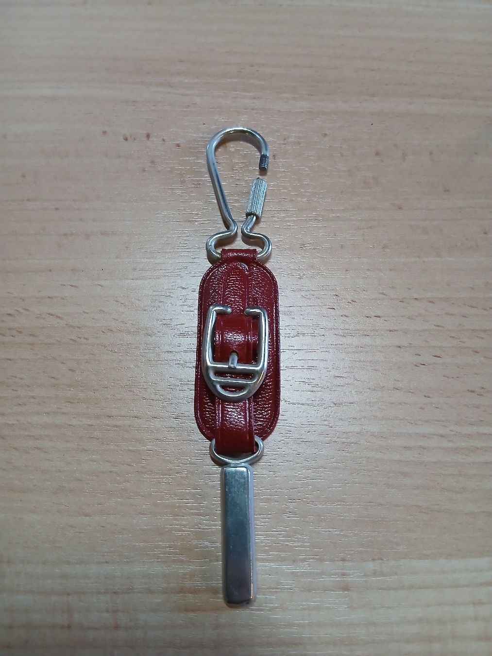 Portachiavi: porte clé  – Nuovo e nell'imballaggio originale da Vuadens venduto da oiezo