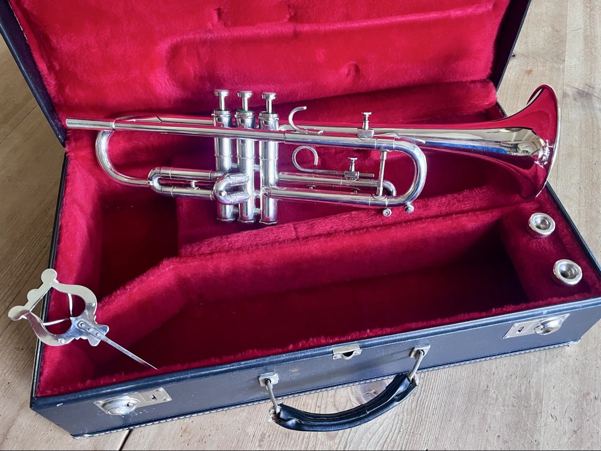 Strumenti musicali: Trompete, Getzen Capri – Usato da Hausen am Albis venduto da elmisagia