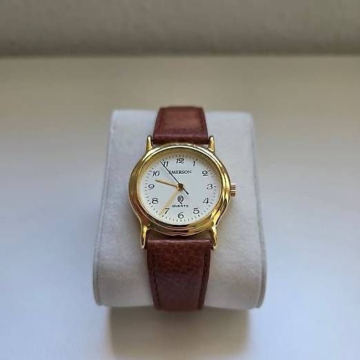 Uhren: Montre Emerson Quartz - Classique Dorée avec Cadran Blanc – Gebraucht aus Genève von kev_d8z5 2