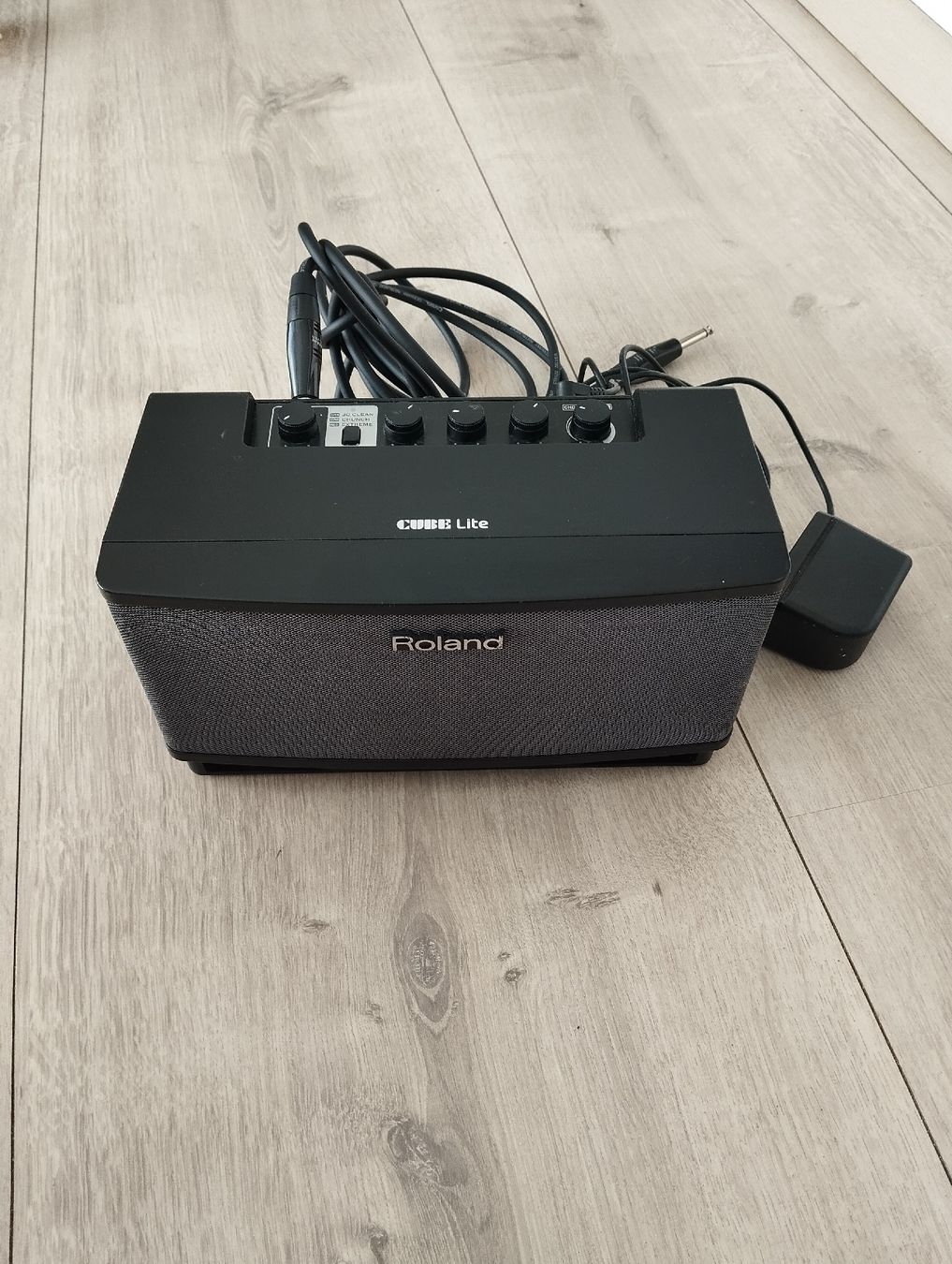 Roland Amplificatori: Verstärker Roland Cube lite – Nuovo (secondo la descrizione) da Altstätten SG venduto da san_kjb7