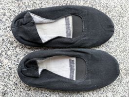 Gymnastikschuhe Grösse 31
