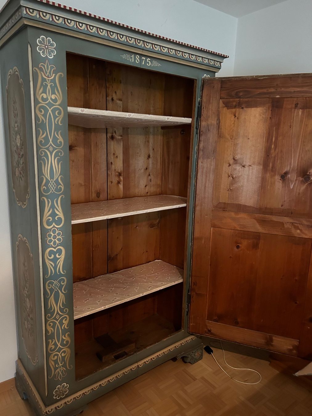 Armadi: Schöner alter Bauernmalerei Schrank – Usato da Luzern venduto da readyforlife 1