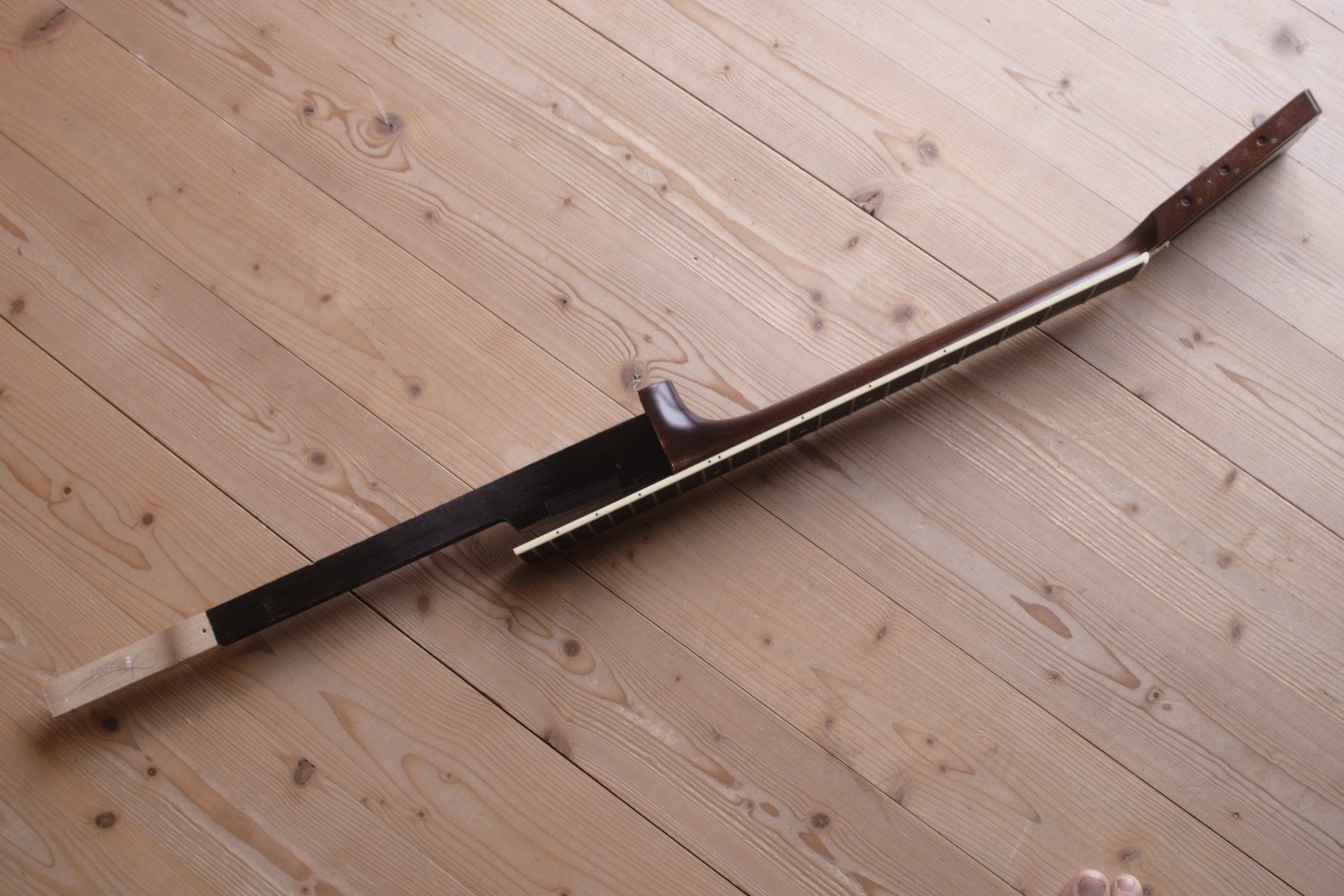 Strumenti musicali: National Bariton Gitarrenhals – Usato da Winterthur venduto da hermanadam 6