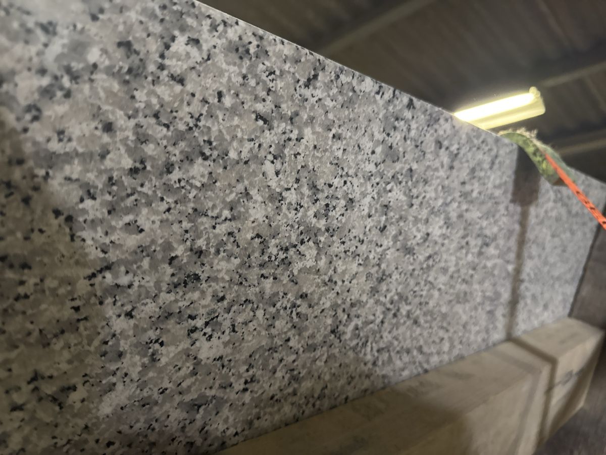 Piatti di portata: Granitplatte gesprenkelt grau gebraucht – Usato da Appenzell venduto da Bluebull9050 2