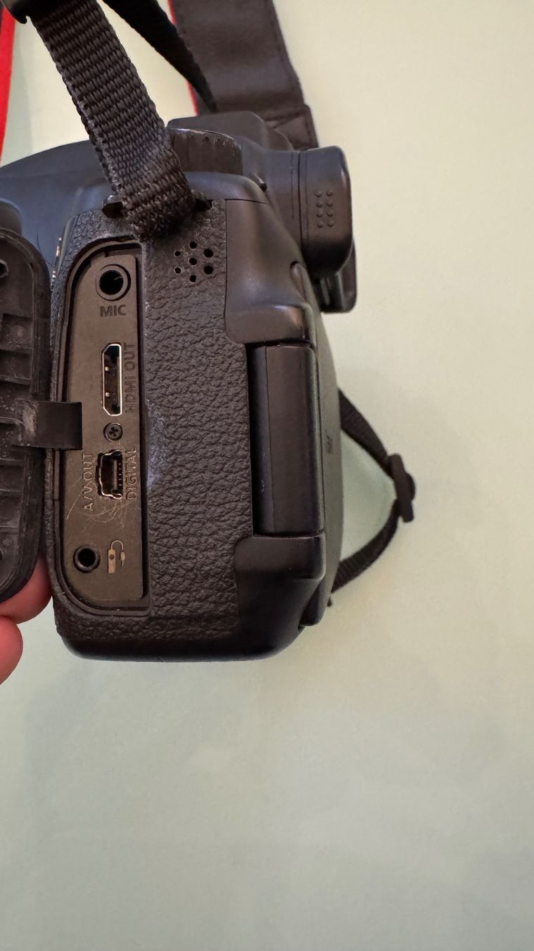 Canon Fotocamera: DSLR Canon EOS 60D Kamera, Objektiv, Stativ, Tasche – Usato da Bellmund venduto da Kari58 9