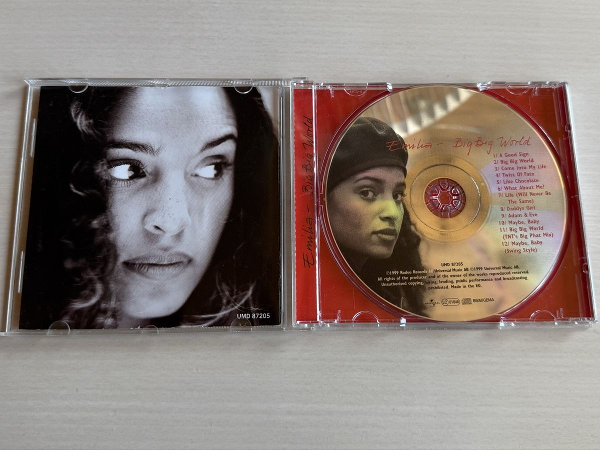 CD: Emilia - Big Big World CD – Usato da Oberried Brienz venduto da Chyara 2