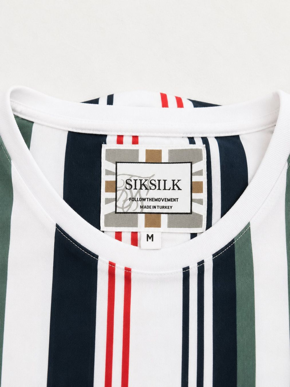 Siksilk T-shirt: Siksilk T-Shirt – Usato da Oppligen venduto da DUKE_390 2