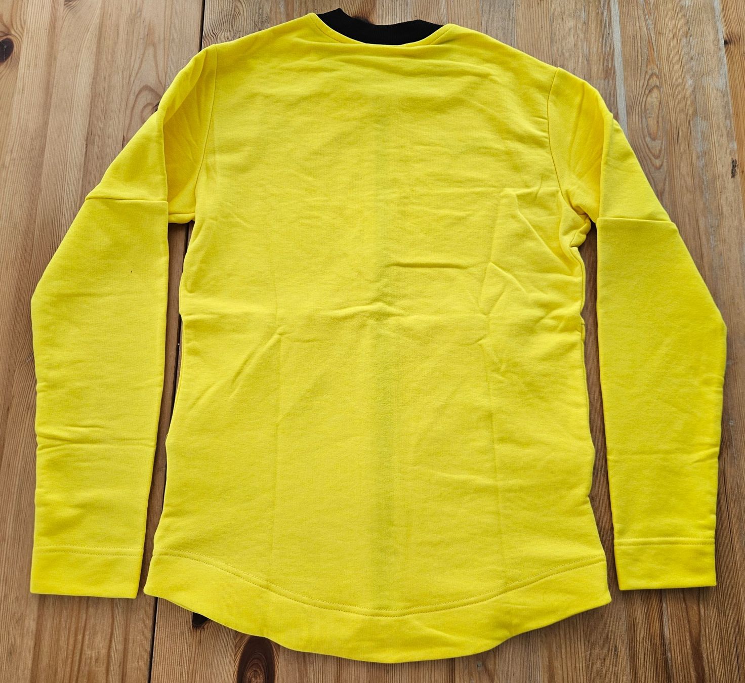 Puma Leibchen & Hosen: Borussia Dortmund Trainingsoberteil NEU Puma Grösse S BVB – Neu (gemäss Beschreibung) aus Hägglingen von United-Village-Trade 6