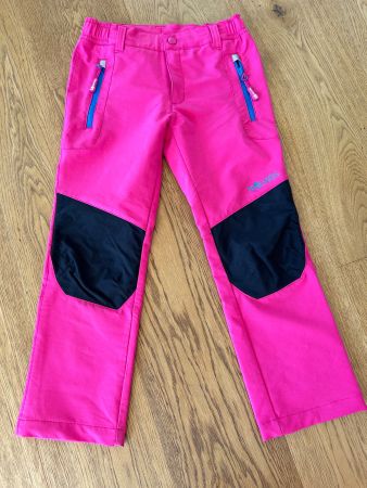 TROLLKIDS Lysefjord Softshellhose Mädchen, Gr. 128, Magenta