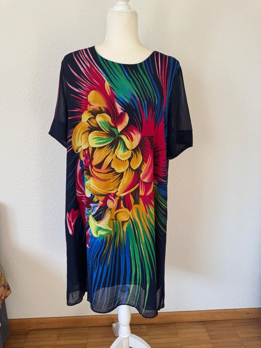 Robes: Seide Sommer Kleider Gr.L/XL – D'occasion à Pfäffikon SZ par EMMA0111