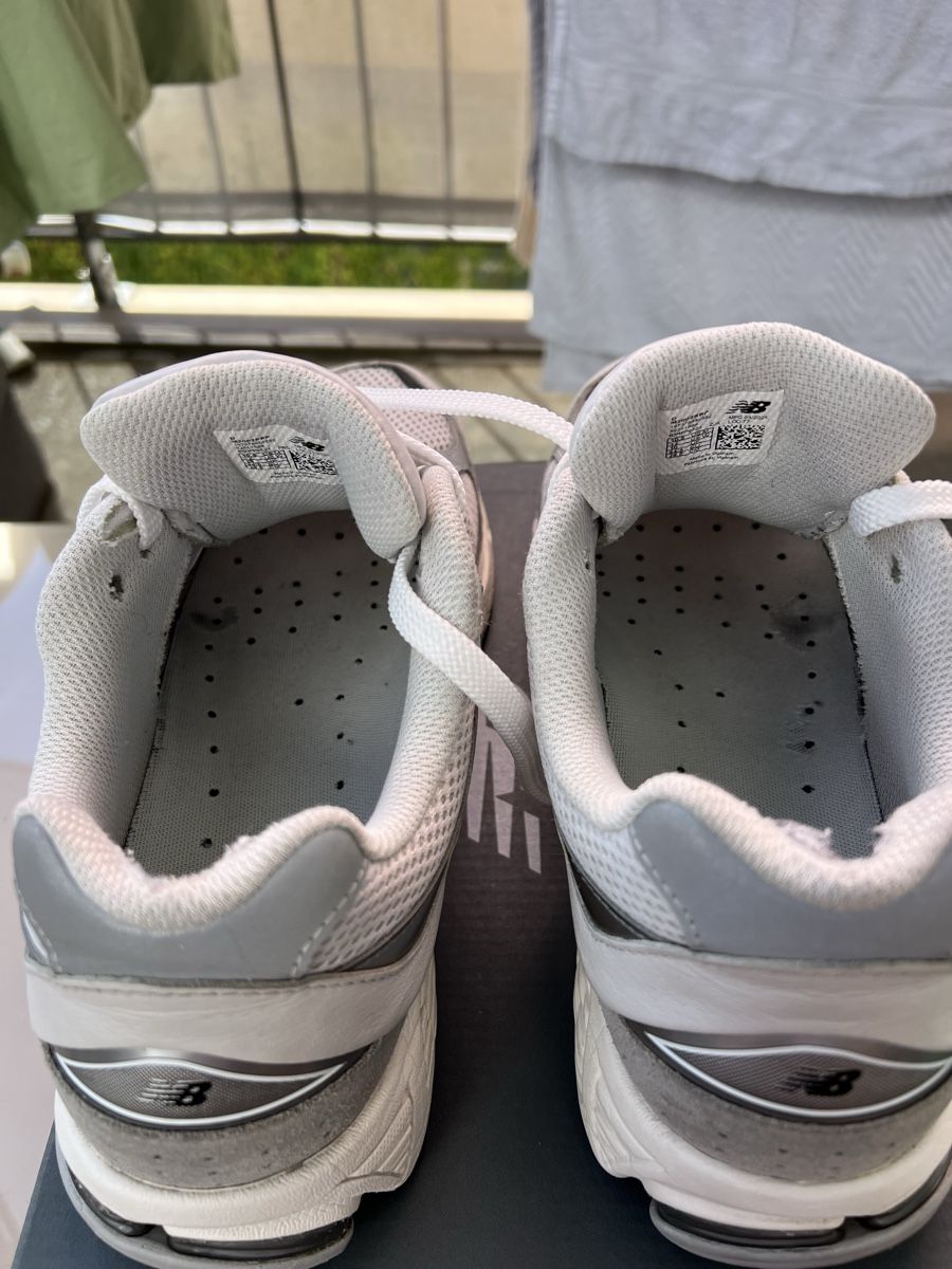 New Balance Herrenschuhe: New balance 2002R – Gebraucht aus Lausanne von luciano_RIC1 3