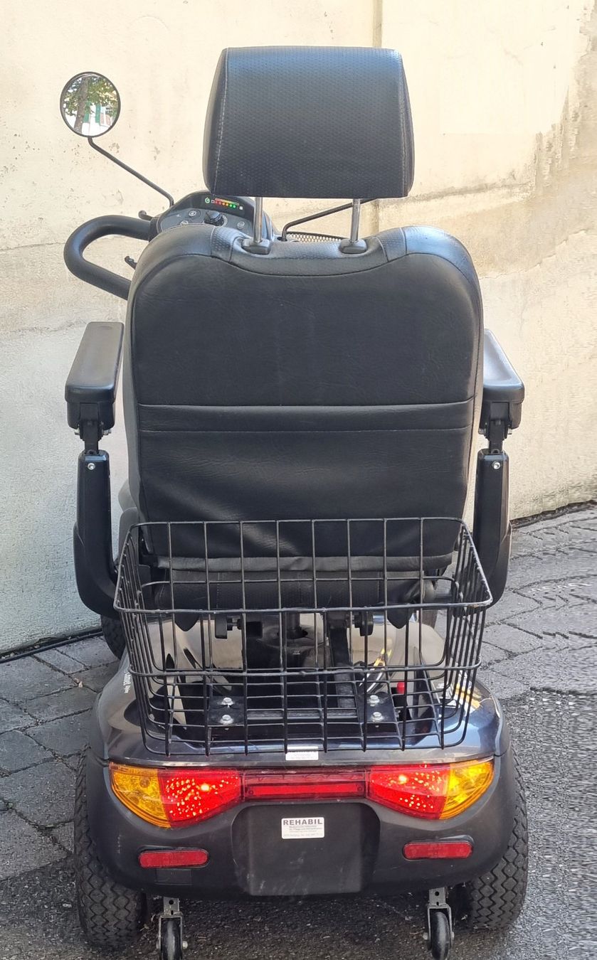 Elektromobile: Elektrofahrzeug Invacare Comet Alpine – Gebraucht aus Bern von ros_v7ry 1
