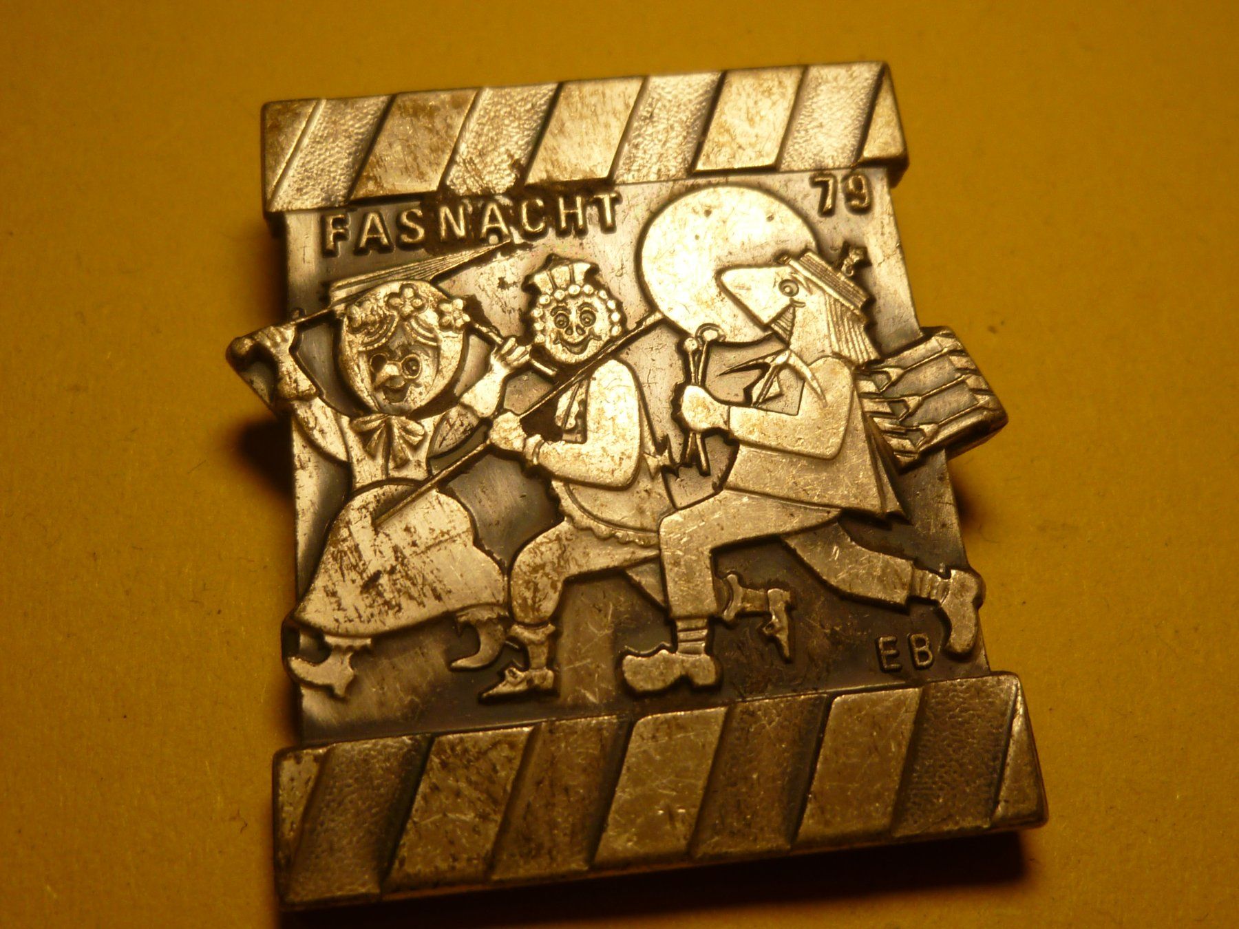 Placchette & Badge: BASEL 1979 SILBER – Usato da Ried (Muotathal) venduto da Mandarin02