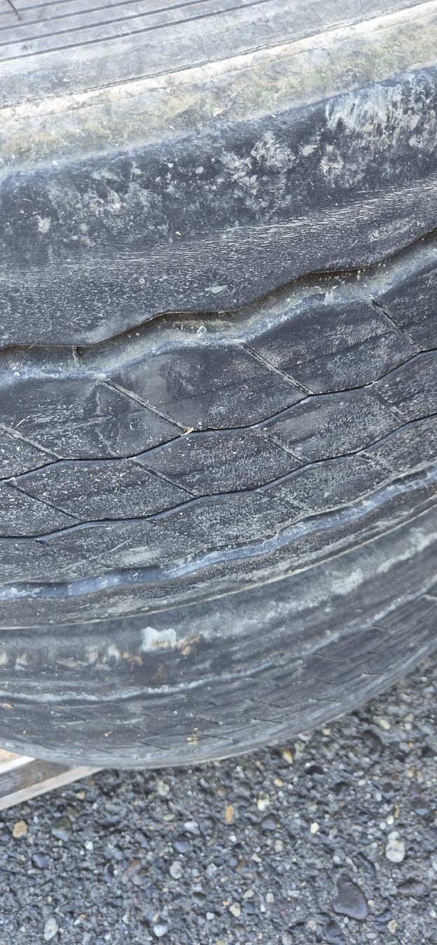 Pneumatici & Ruote complete: Occ.LKW Reifen 385/65R22.5 – Usato da Muhen venduto da Danu65