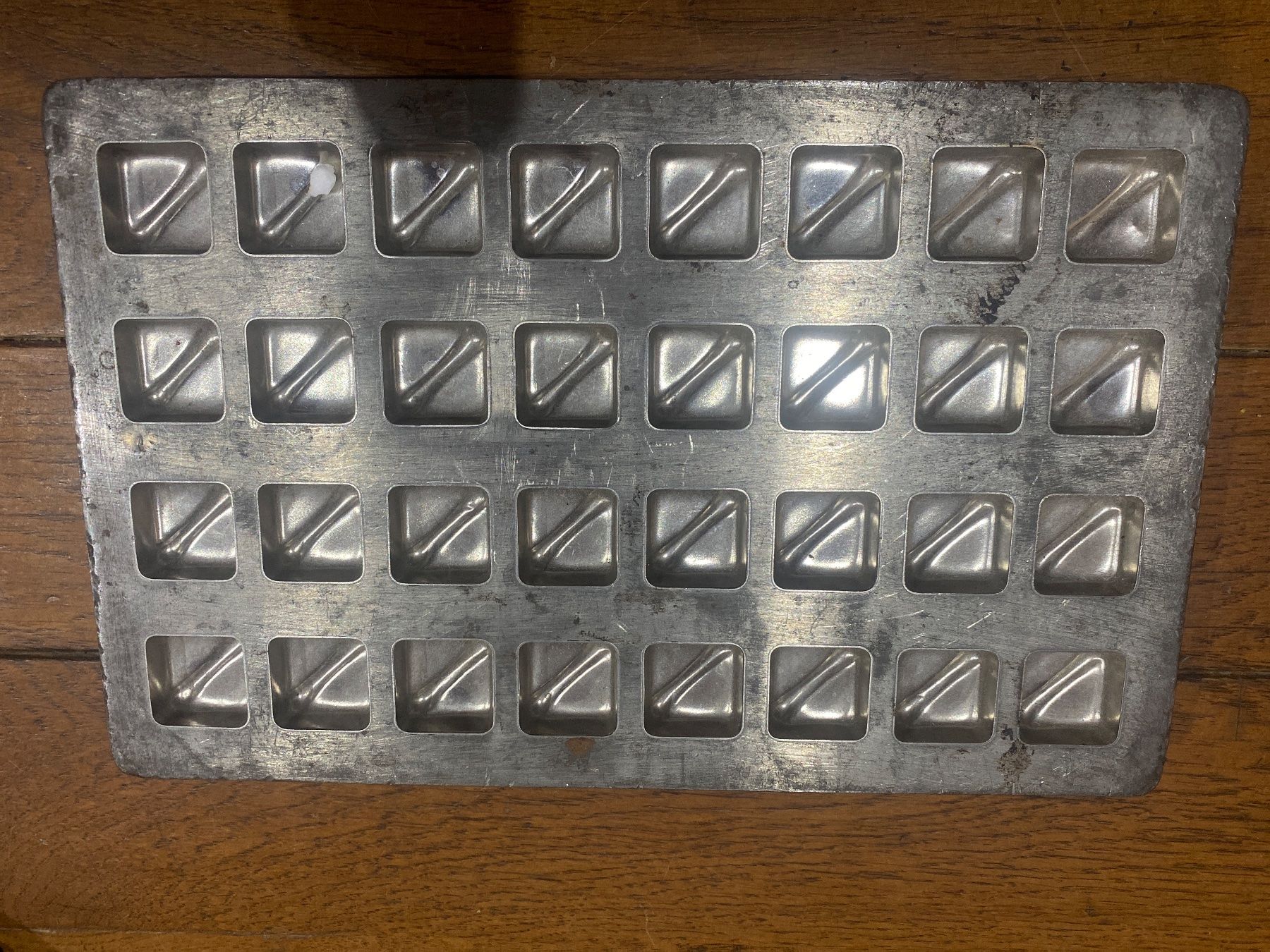Teglie da forno: Moule chocolat schokoladenform – Usato da Lajoux JU venduto da Briard0
