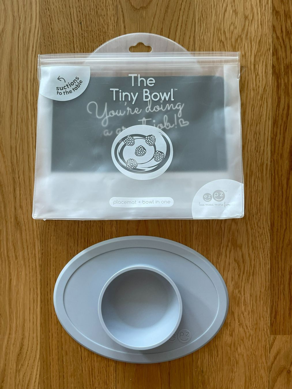 Ezpz Teller: EZPZ Tiny Bowl Silikon – Gebraucht aus Kloten von schunksz