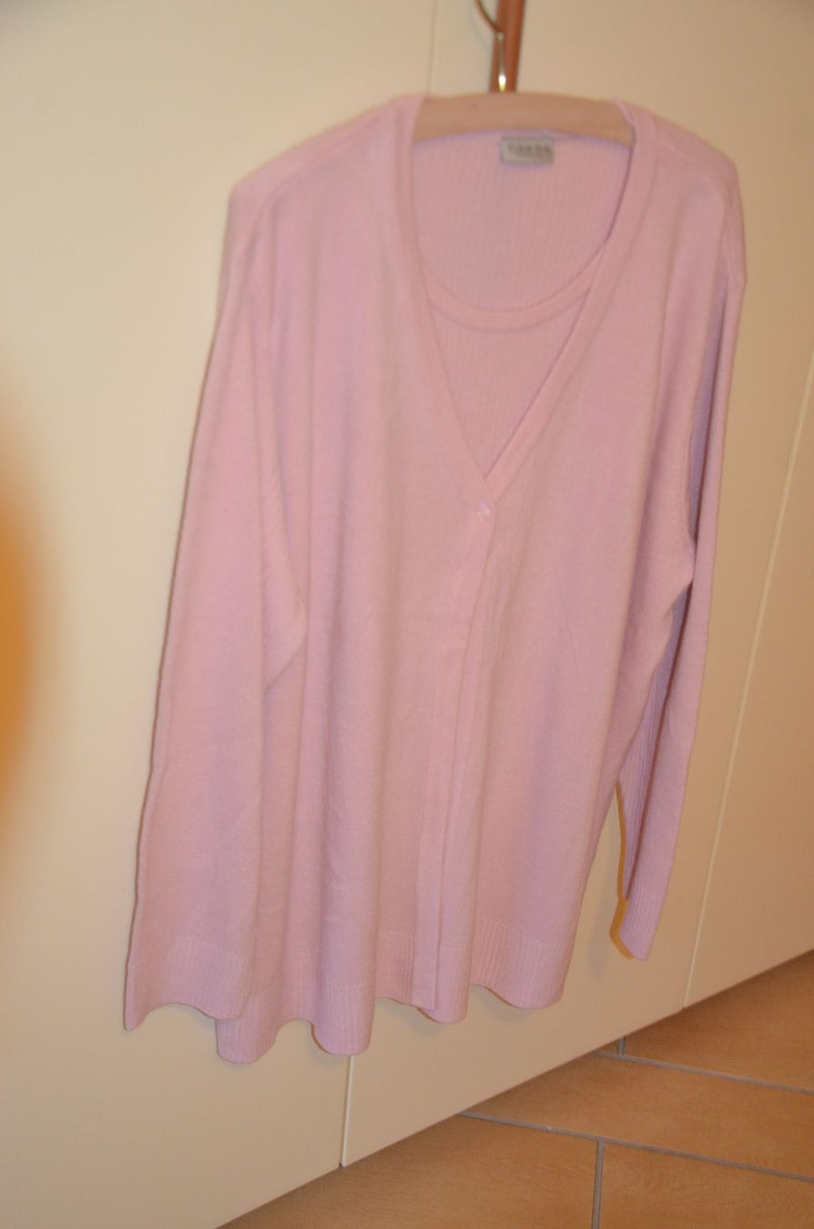 Maglioni & Felpe: TAILLE 48-50 - PULLOVER - WIE NEU – Nuovo (secondo la descrizione) da Chiasso venduto da Dolly015
