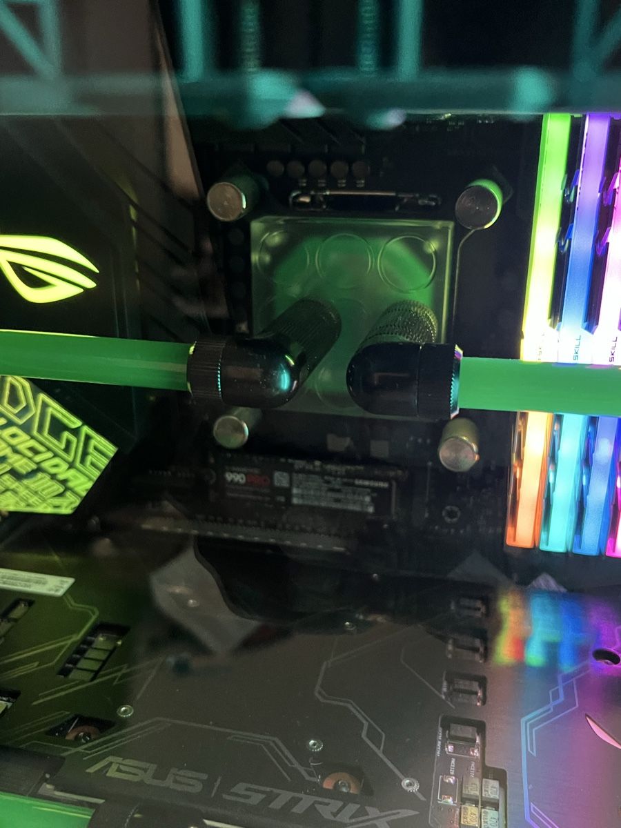 PC: Enthusiasten Gaming PC – Nuovo (secondo la descrizione) da Basel venduto da zar_792n 3