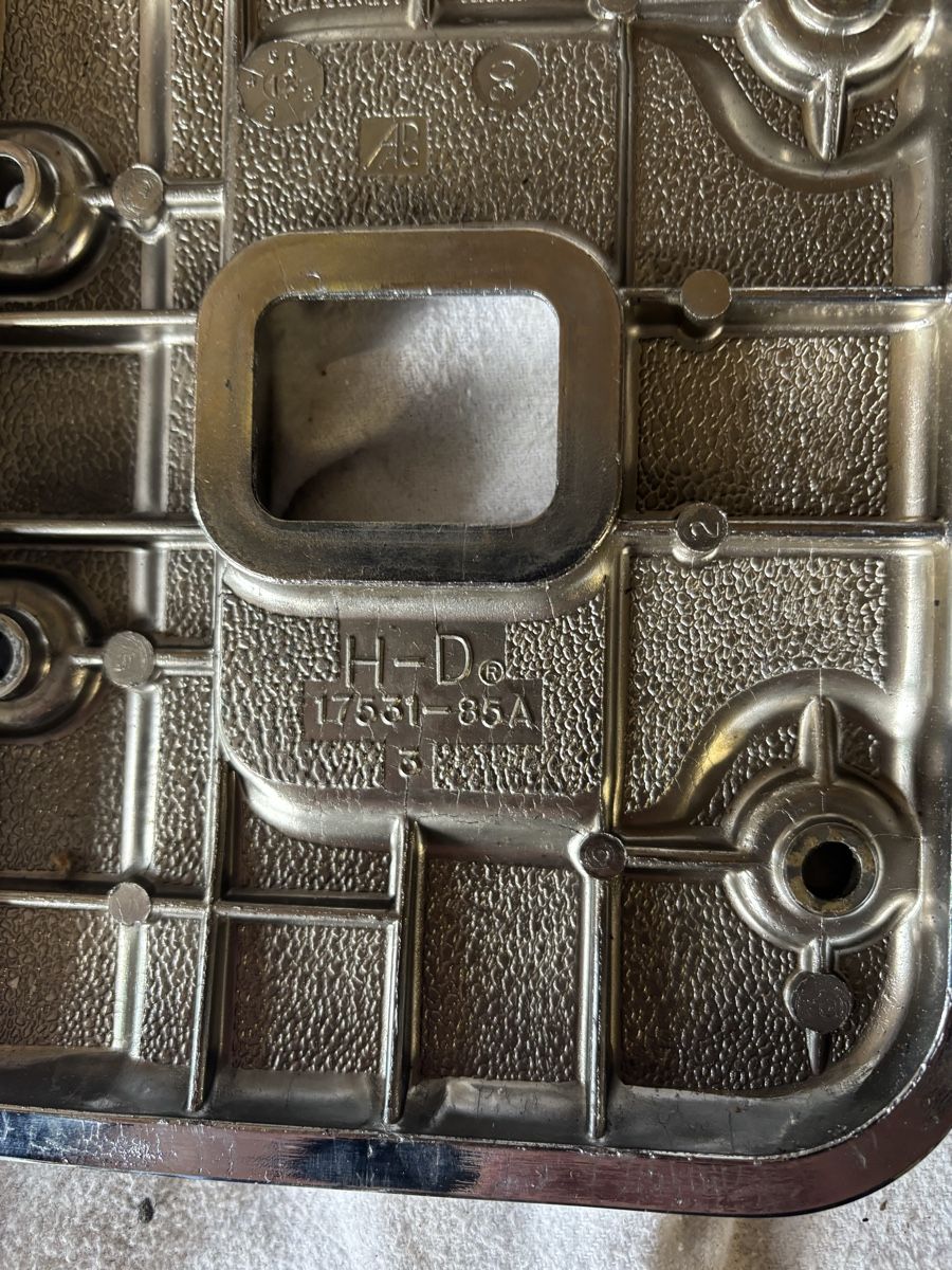 Harley-Davidson Tutti i ricambio per moto: Harley Davidson Rocker Box Deckel 17531-85A – Usato da Schötz venduto da Harley35 3
