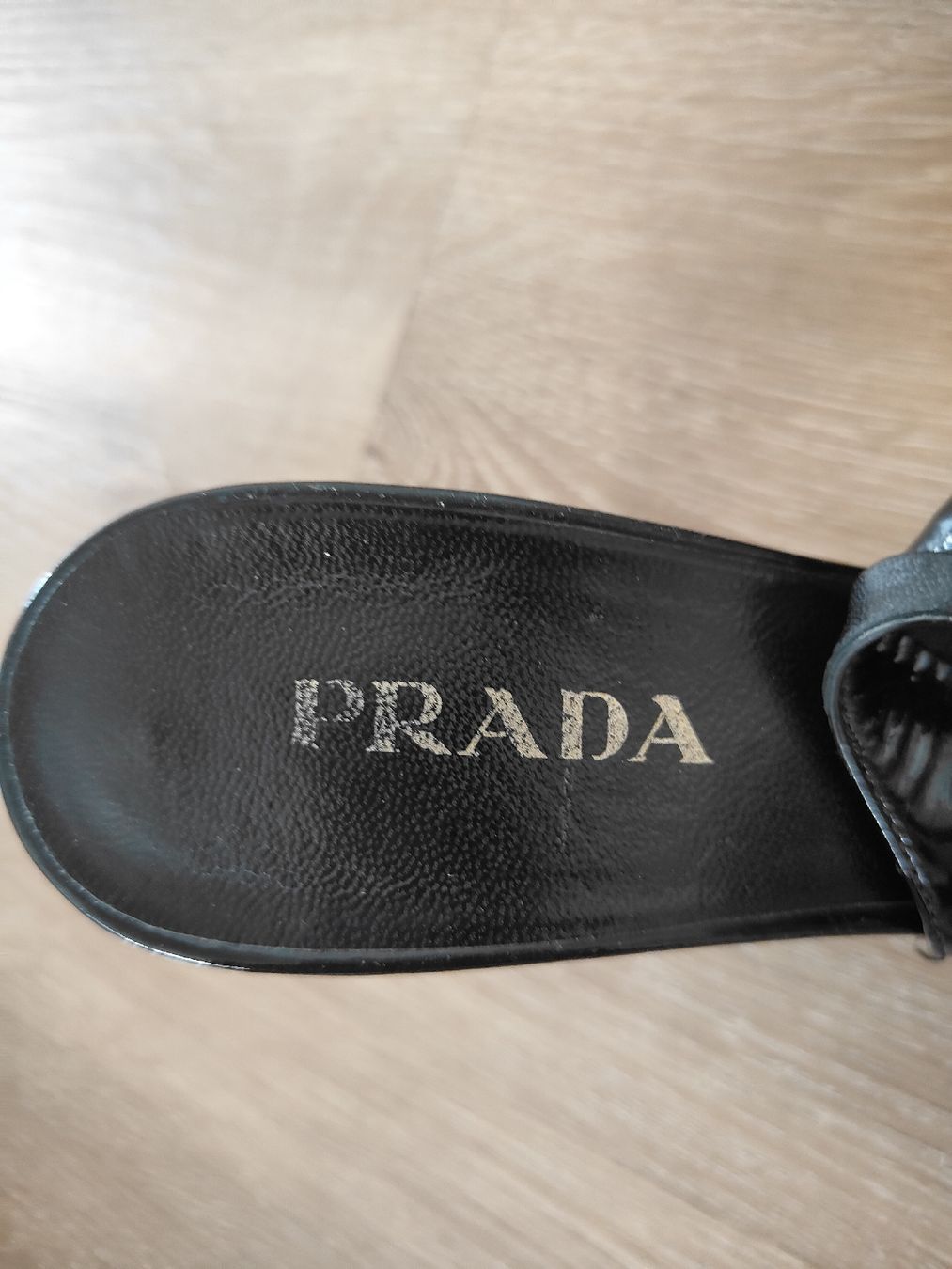 Prada Scarpe da donna: Prada Slingpumps schwarz Lackleder Grösse 36 – Usato da Kriens venduto da Ivana4 1