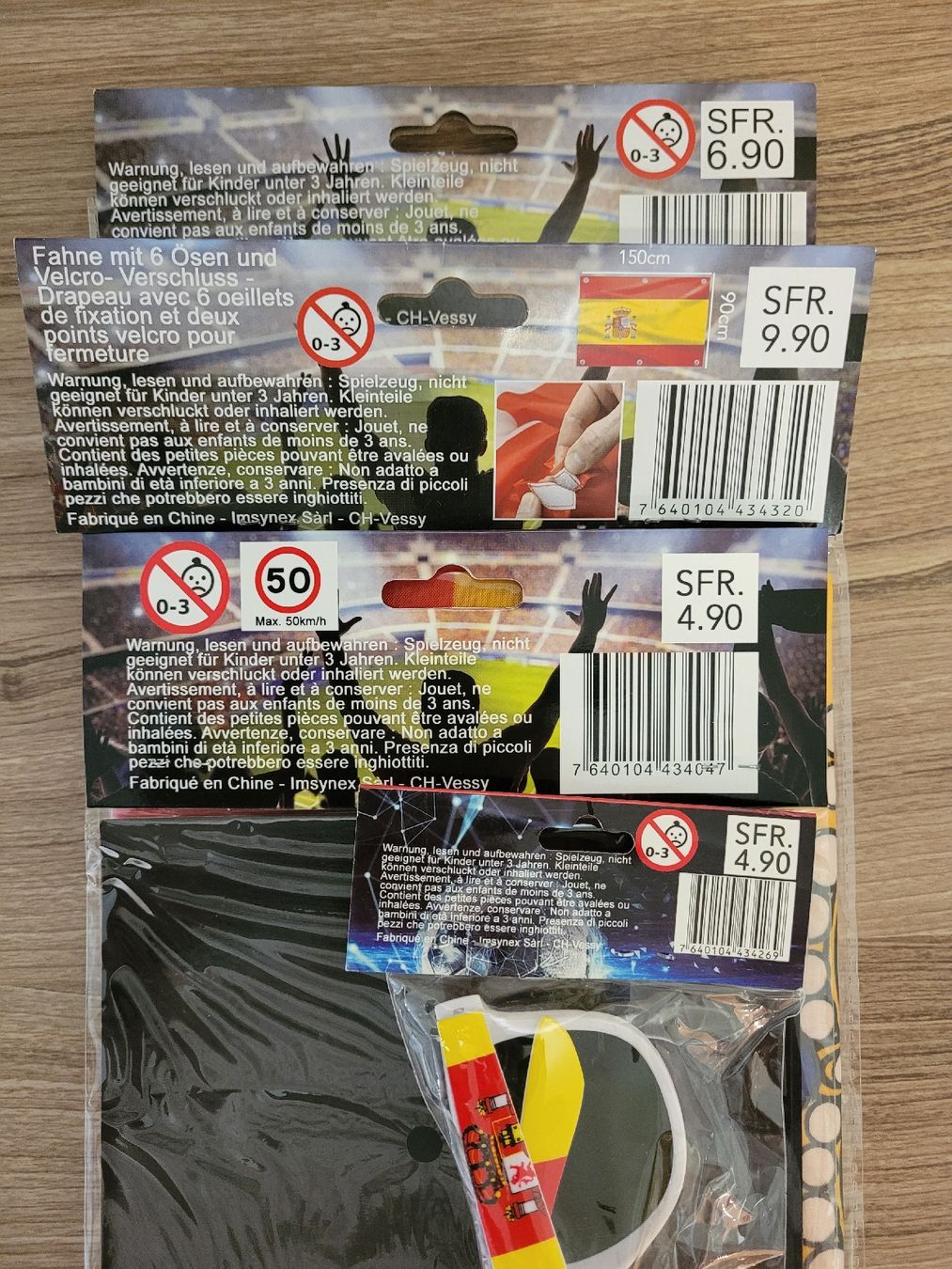 Bandiere: Fan-Set de divers articles - Espagne Spain Spanien – Nuovo e nell'imballaggio originale da Yverdon-les-Bains venduto da lalolo64 2