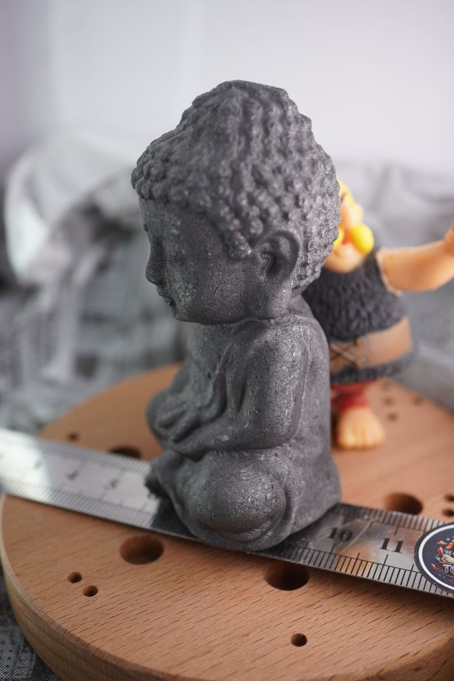 Minerali & Pietre curative: Schungit Buddha        Räumung    (1) – Nuovo e nell'imballaggio originale da Eschenbach SG venduto da topstone