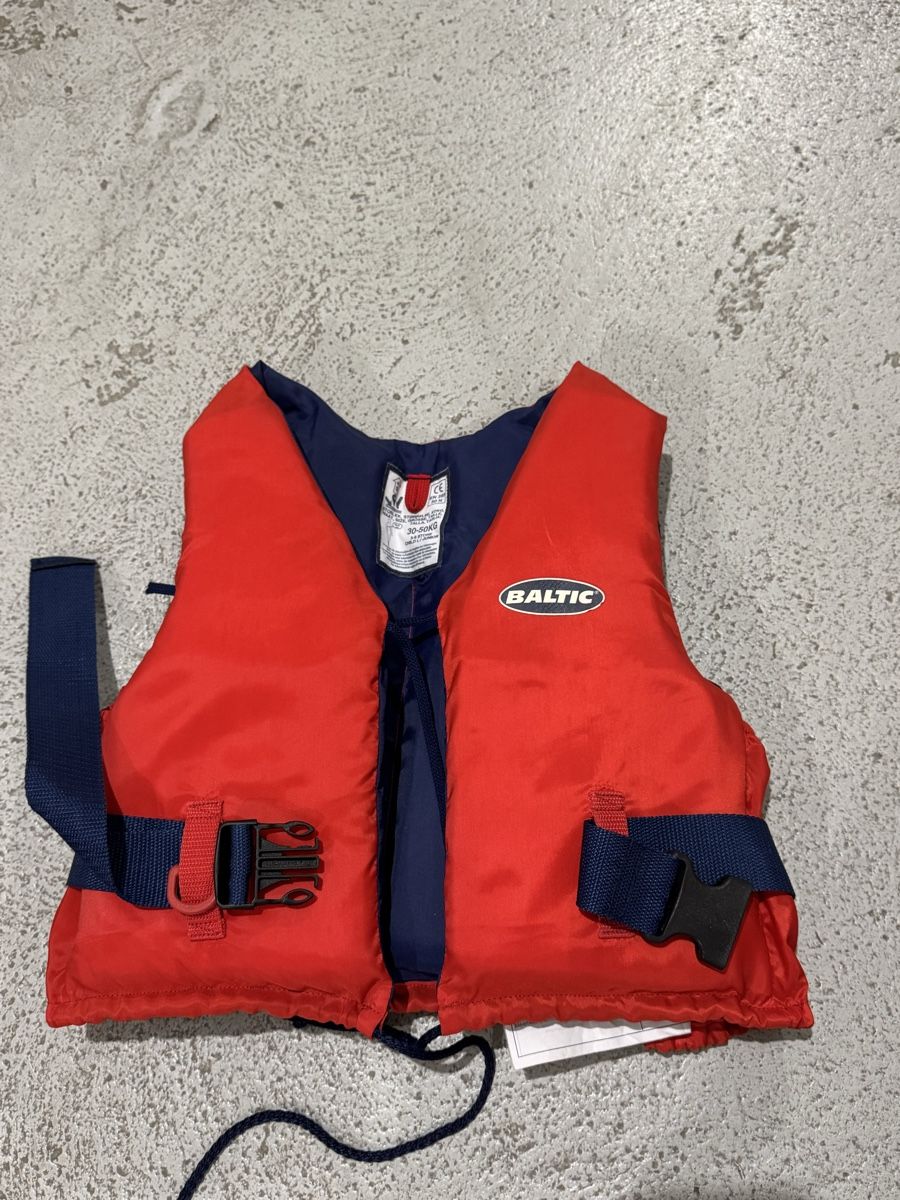 Baltic Schwimmwesten: Schwimmhilfe 30-50 kg – Gebraucht aus Wohlenschwil von susburg