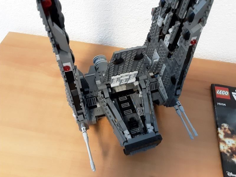 Lego Kit di costruzioni: LEGO Star Wars 75104 "Kylo Ren's Command Shuttle " – Usato da Kreuzlingen venduto da Han-Solo-68 7