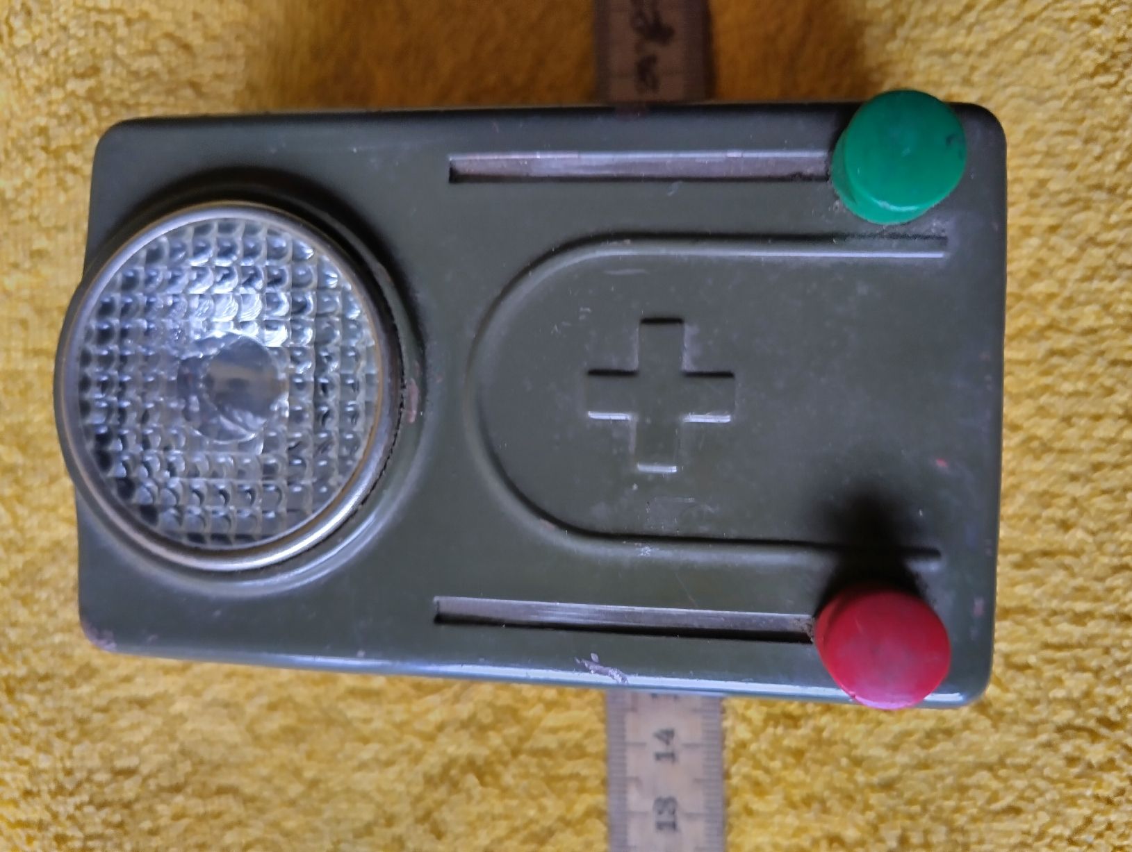 Armée suisse Lampes: 2 verschiedene Schweizer Armee Tascheampen – D'occasion à Uetendorf par hof_2rmq 1