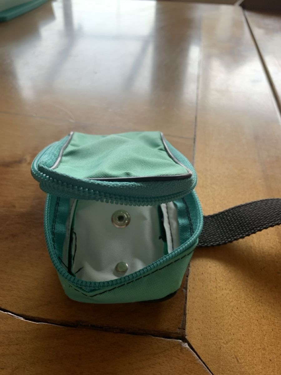 Borse: Kleine Tasche  – Usato da Bonaduz venduto da Schnueff0 2