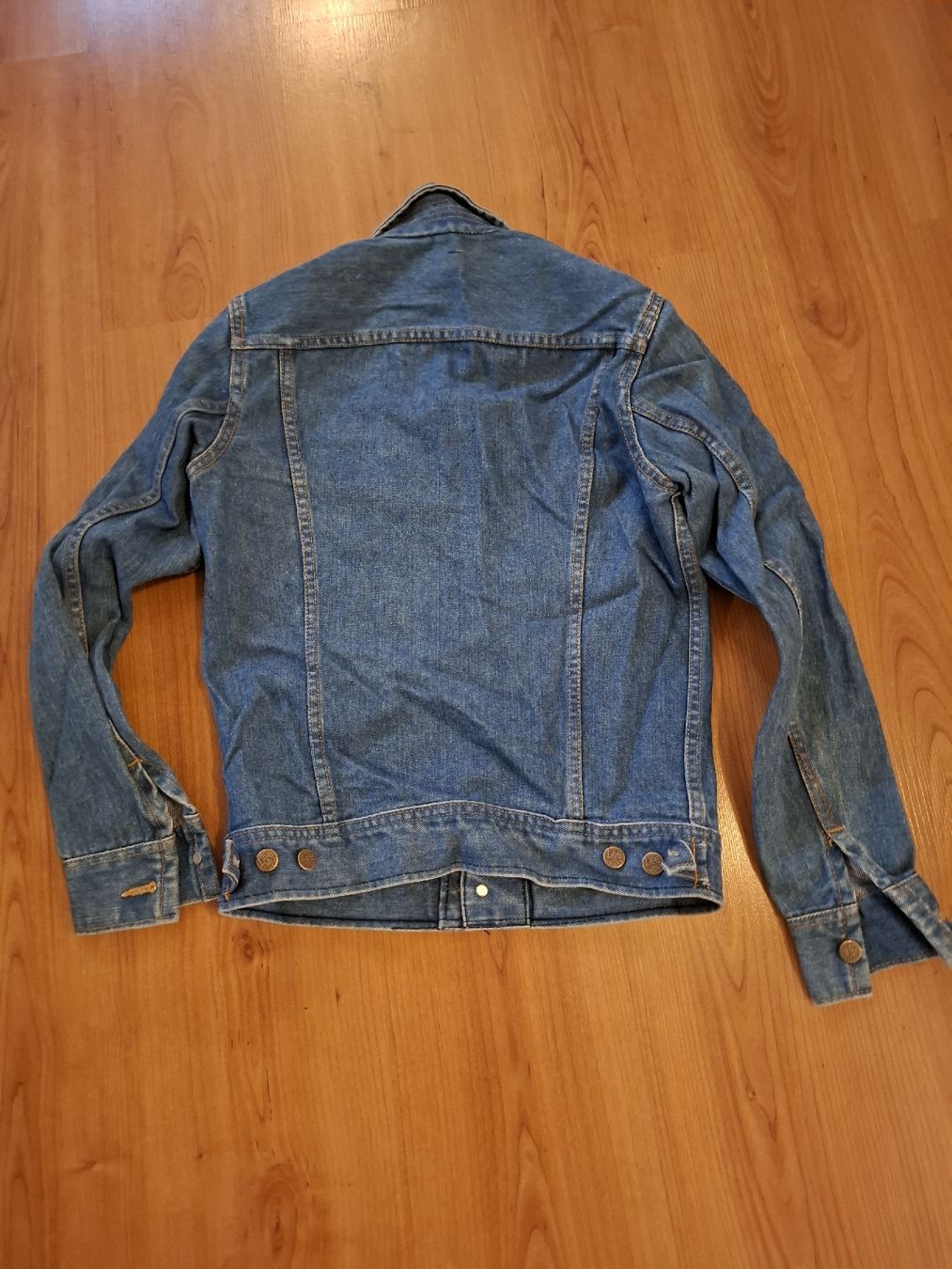 Lee Jacken: True Vintage 90er Lee Jeans Jacke, Grösse 34 – Gebraucht aus Hunzenschwil von Hardrock6 1