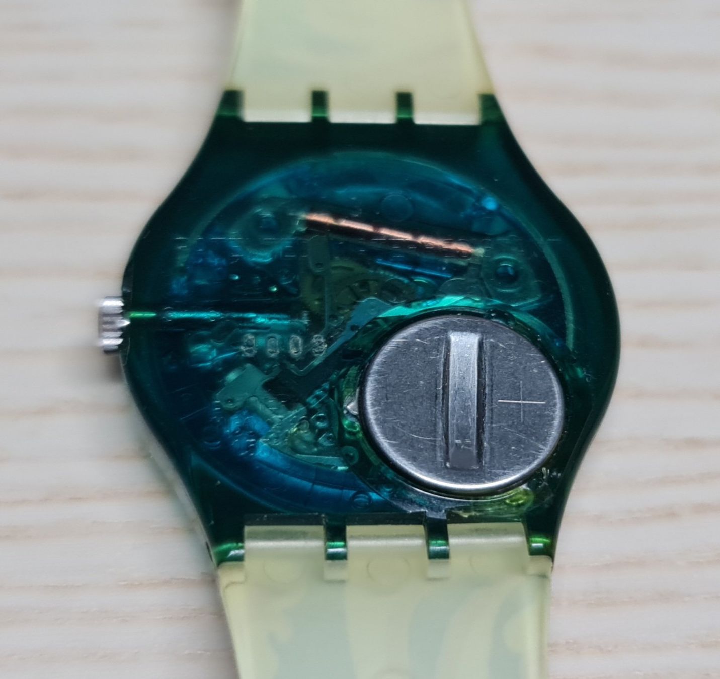 Swatch Orologi: Swatch ⌚NEU PERROQUET - GN119 – Nuovo (secondo la descrizione) da Eschenbach SG venduto da Piratenschatz 3