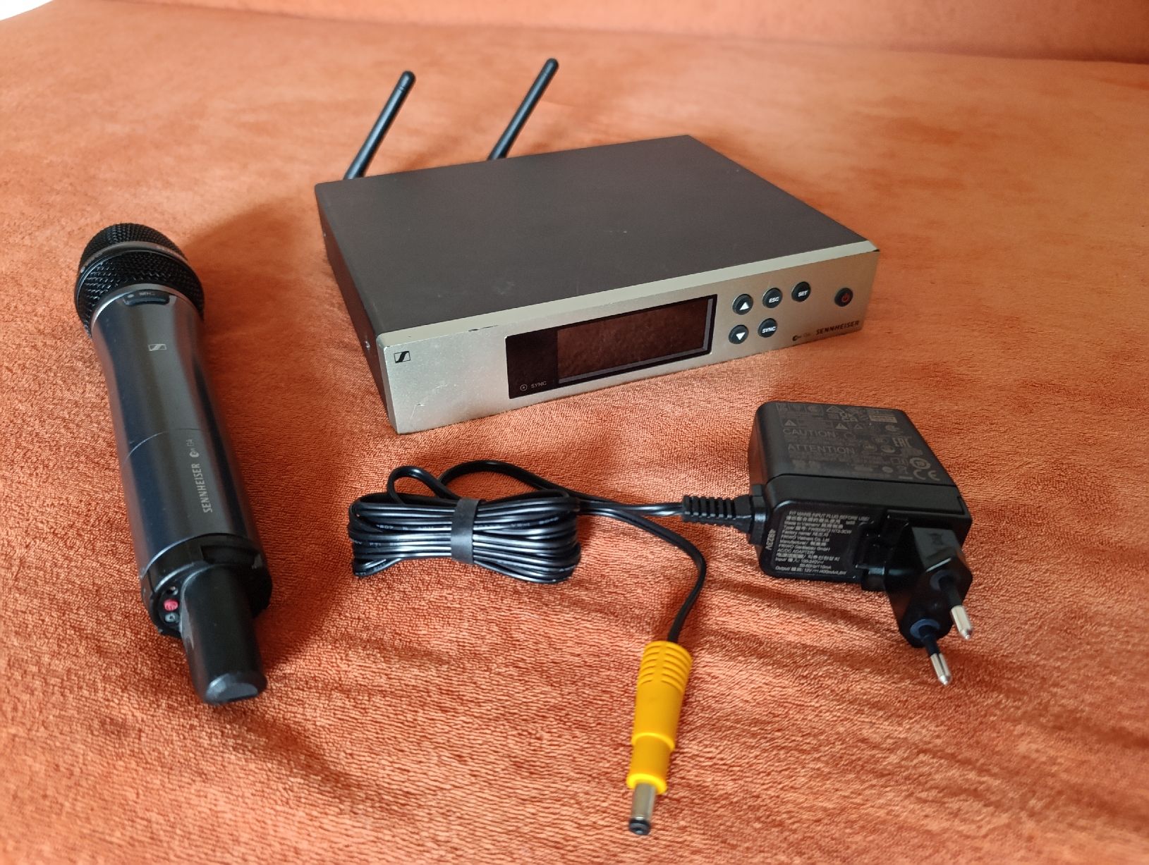 Sennheiser Mikrofone: Sennheiser EW 100 G4 Wireless Mikrofon Set – Gebraucht aus Altwis von Danley83