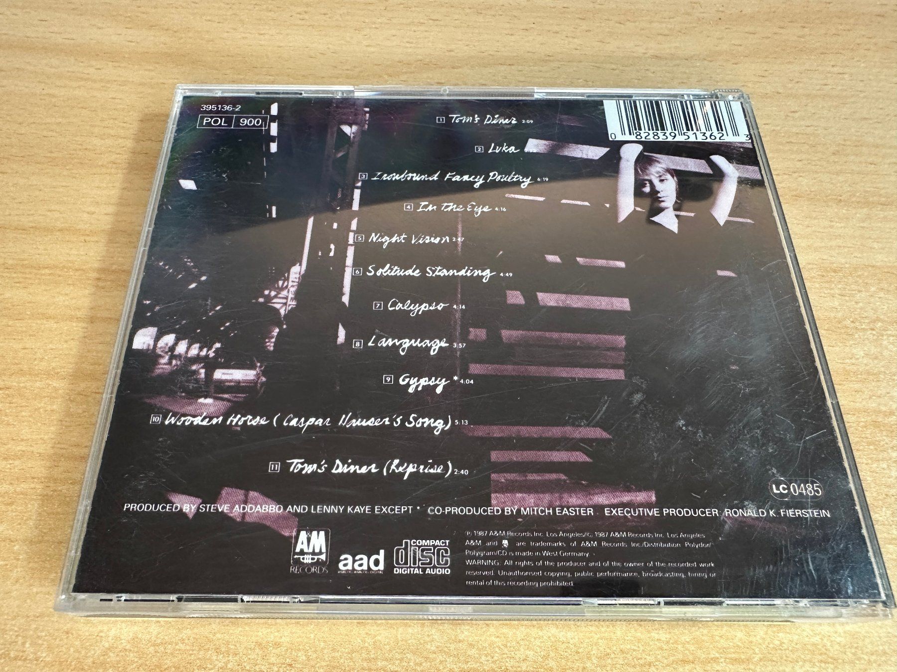 CD: T5 Suzanne Vega – Solitude Standing – Usato da Rikon im Tösstal venduto da Alpenmutz 1