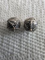 2 Pandora Clips