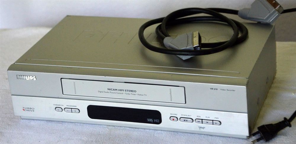 MAGNÉTOSCOPE LECTEUR VHS  PHILIPS VR 550  Hifi-Stéréo Télécommande