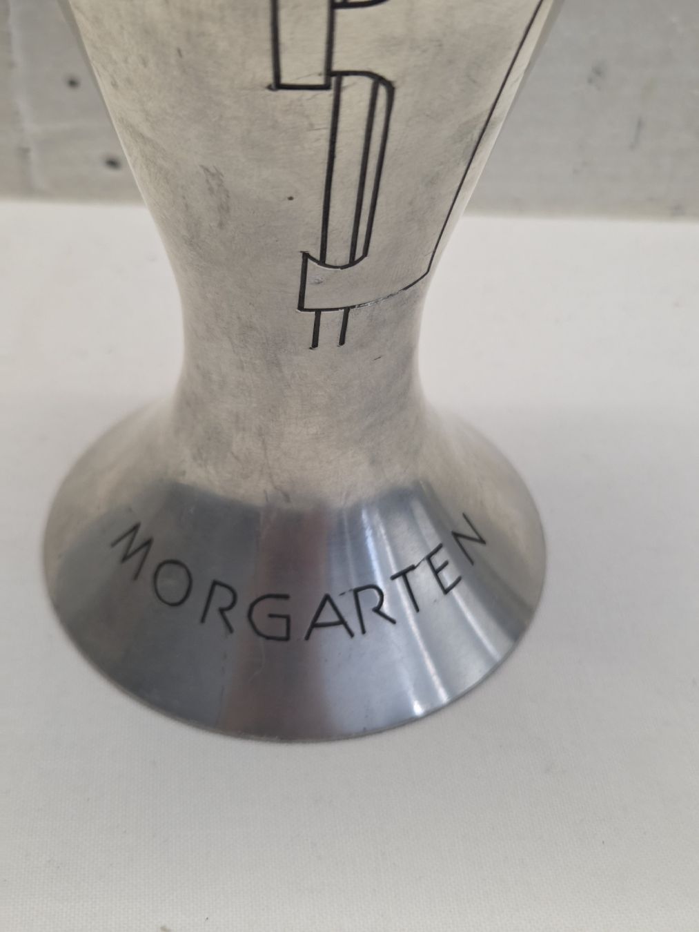 Autres collections & raretés:  Morgarten-Kelch mit Gravur.. – D'occasion à Stans par Ducati16 1