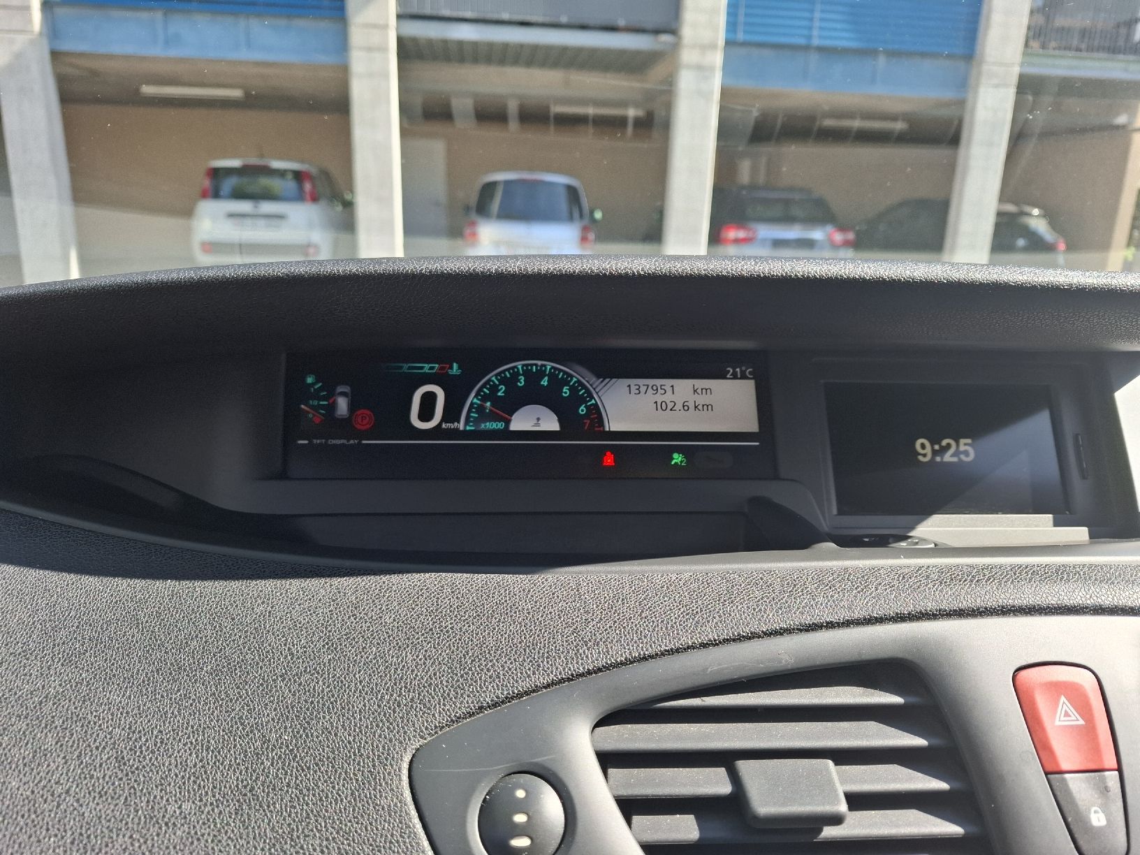 Renault Automobili: renault scenic 1.4 tce 130cv – Usato da La Sarraz venduto da xav_q5bm 3