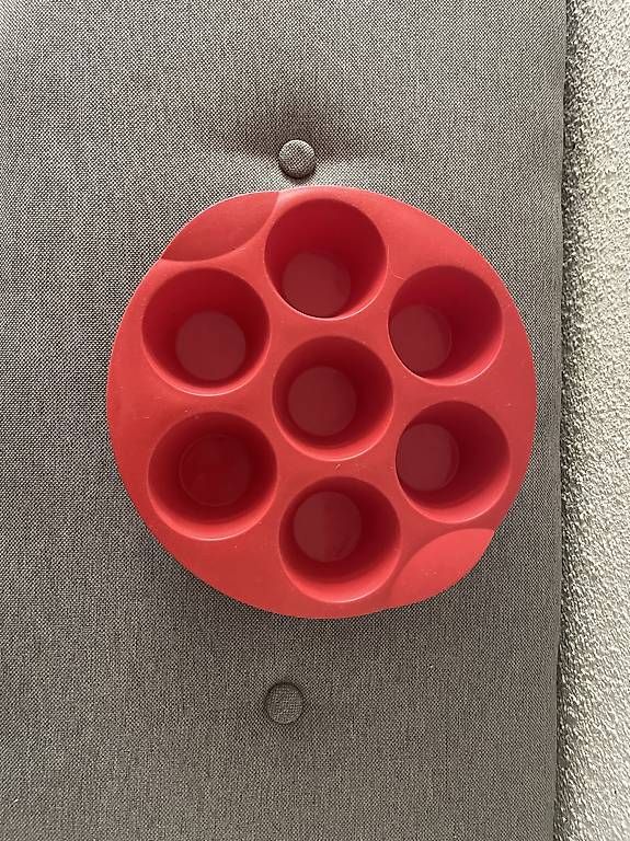 Teglie da forno: Tupperware Silikon Muffinform neu & ungebraucht – Usato da Künten venduto da Gubapri